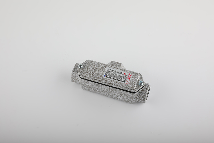 防爆穿线盒三通